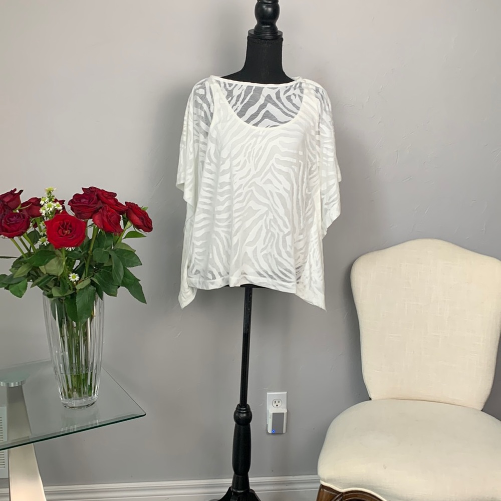 White House Black Market Off-White Top